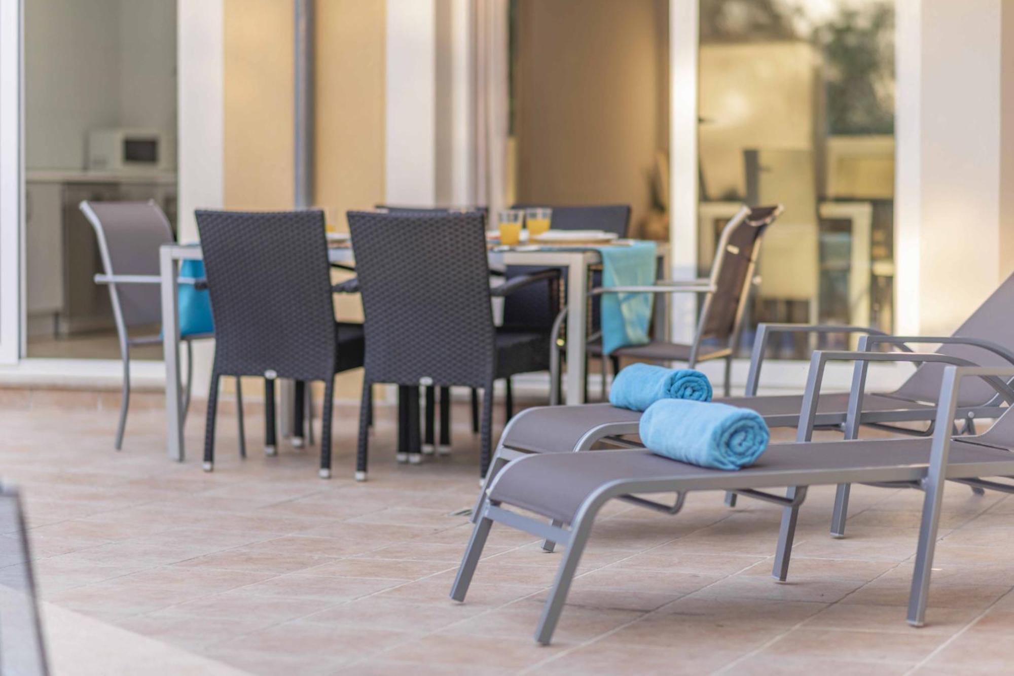 אלקודיה Villa Bonaire Sunset - Solar 200 מראה חיצוני תמונה